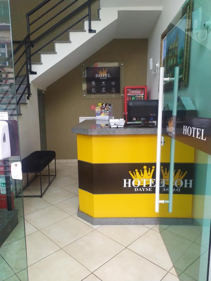 Hotel Dayse Santana de Parnaíba Екстериор снимка