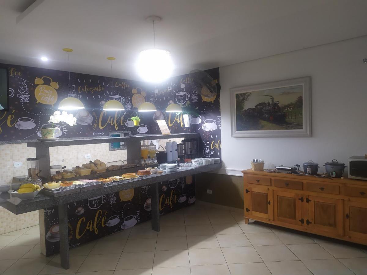 Hotel Dayse Santana de Parnaíba Екстериор снимка