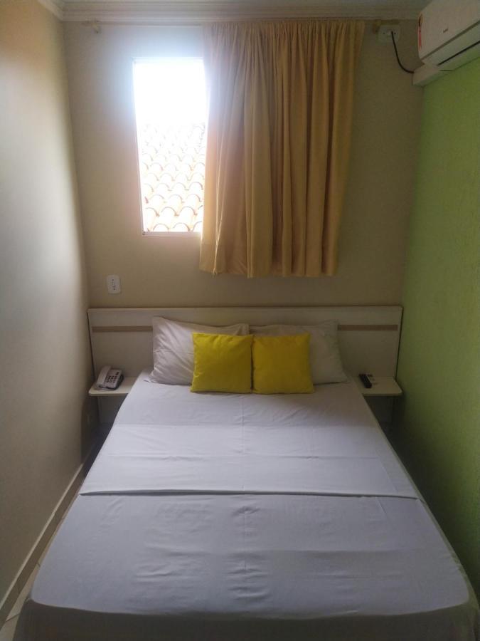 Hotel Dayse Santana de Parnaíba Стая снимка